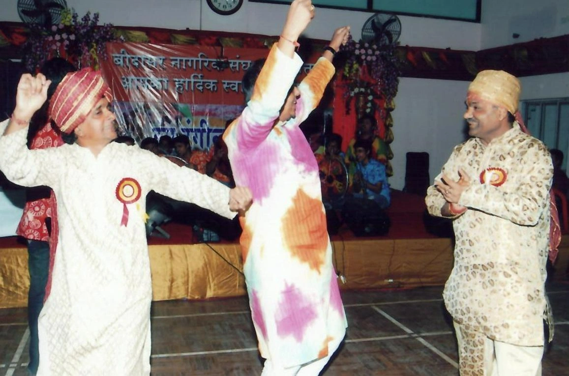 Holi 2002 photo 2