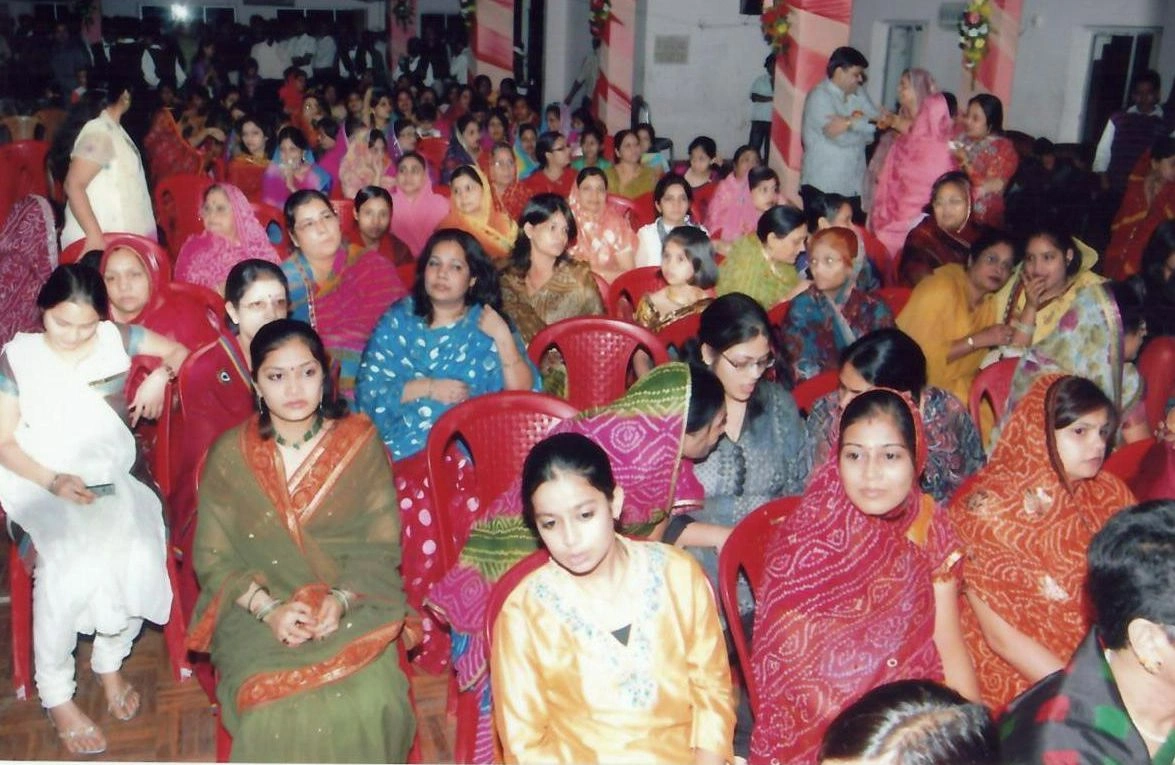 Holi 2002 photo 4